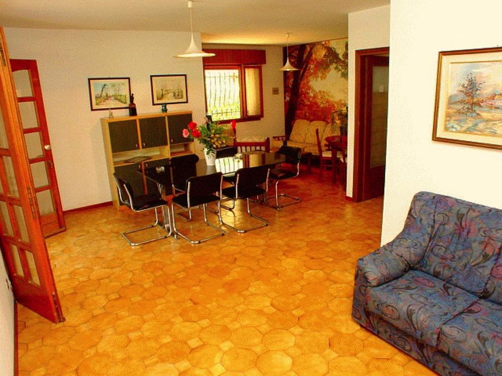 Lignano Riviera With Fireplace & Air Conditioning Lignano Sabbiadoro Esterno foto