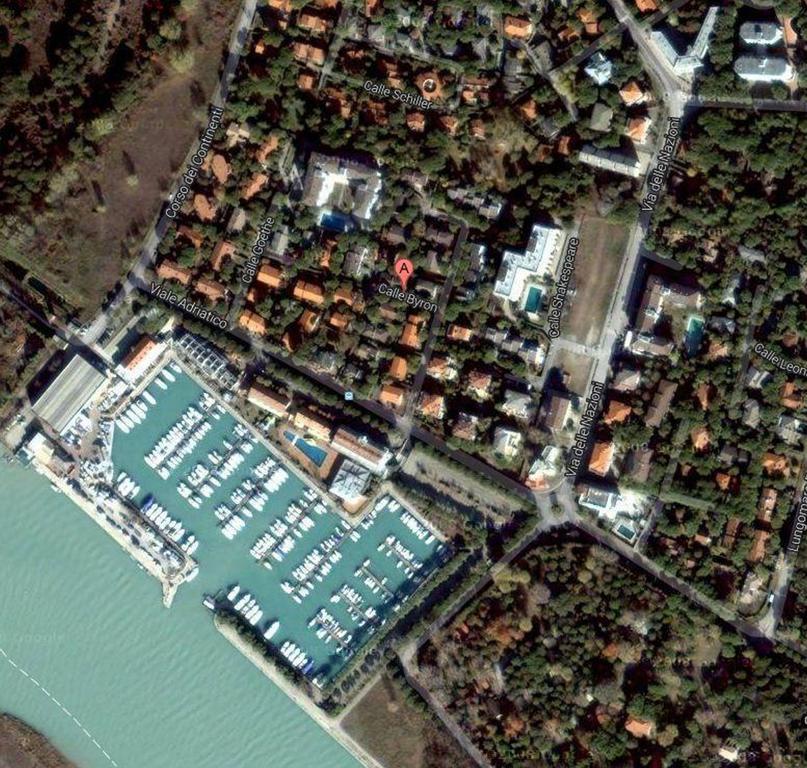 Lignano Riviera With Fireplace & Air Conditioning Lignano Sabbiadoro Esterno foto